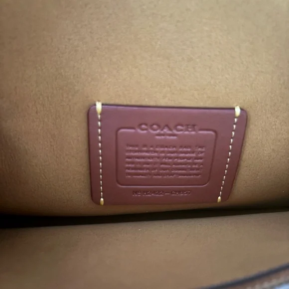 Coach Tabby Shoulder Bag 26 - Picture 9 of 11